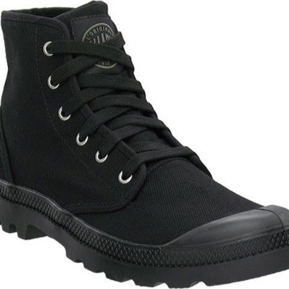 palladium pampa hi canvas boot